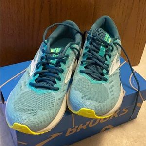 Brooks Launch 6 running shoes